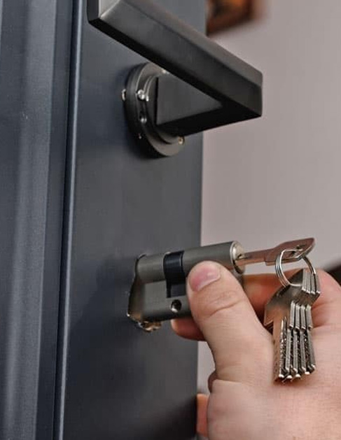 servicio de mantenimiento de puertas de seguridad
